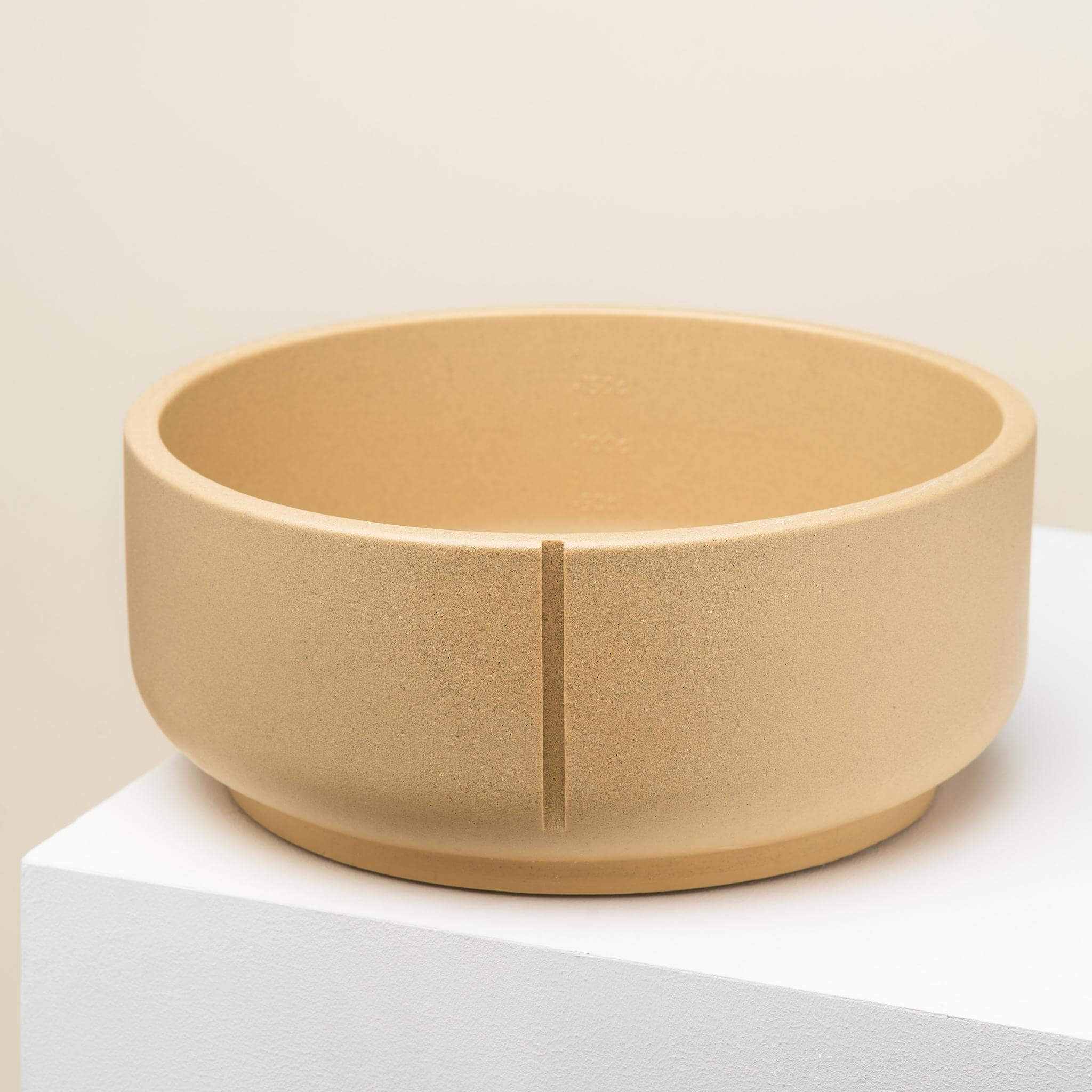 Sustainable sand bowl "PINO" collection, handcrafted in Belgium, made from eco-friendly Polysand.