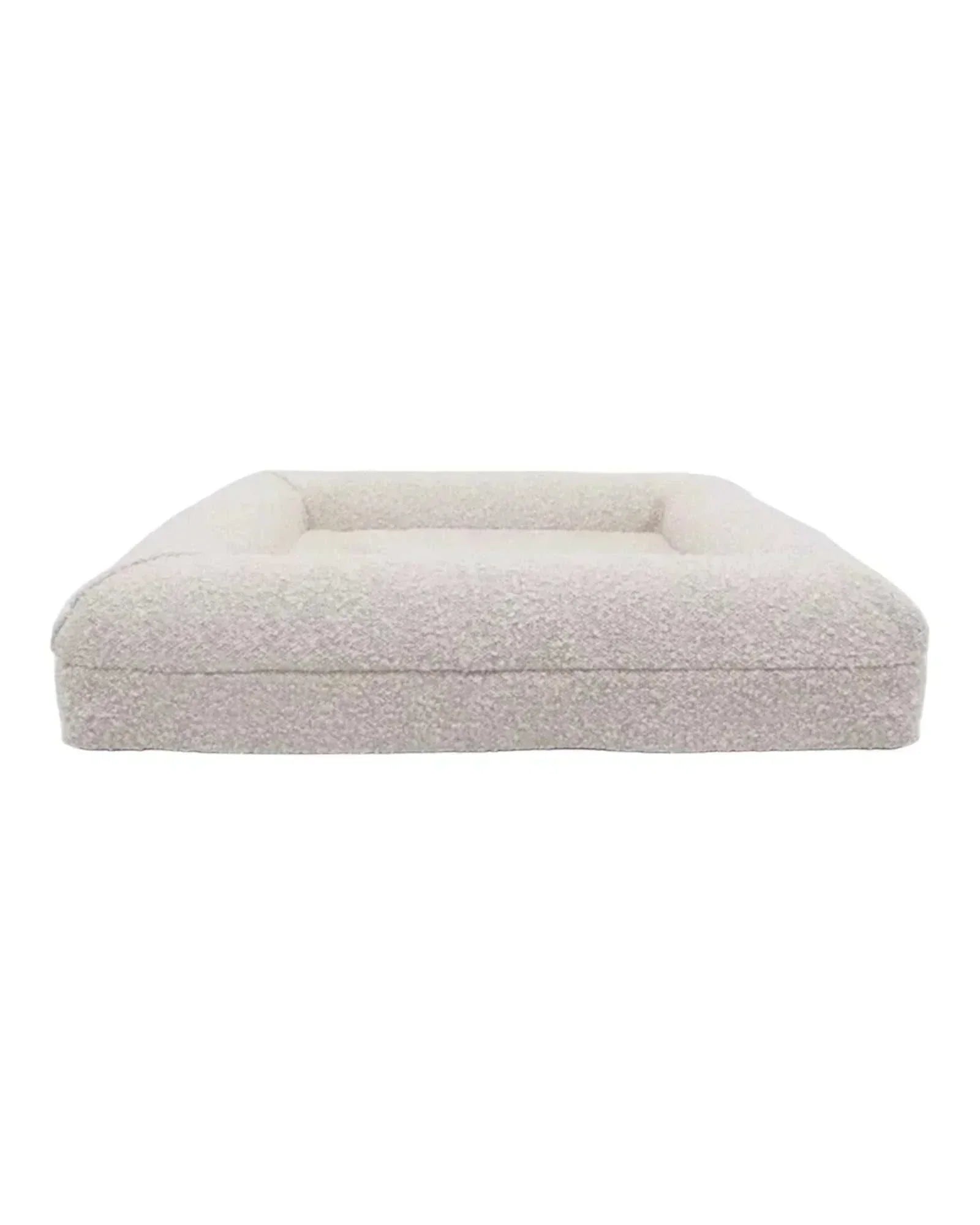 Hundebett Barklay mit Viskoschaummatratze und waschbarem Bouclébezug