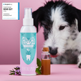 Load image into Gallery viewer, Natürliches Dentalspray zur Entfernung von Zahnstein von Tierliebhaber mit Hund
